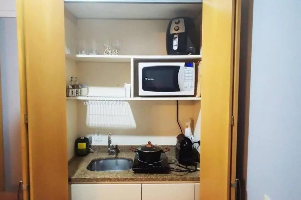 Flat 4 Estrelas Prox Av Paulista, Hc, Convencoes Reboucas, Metro, Bares Nos Jardins Sao Paulo